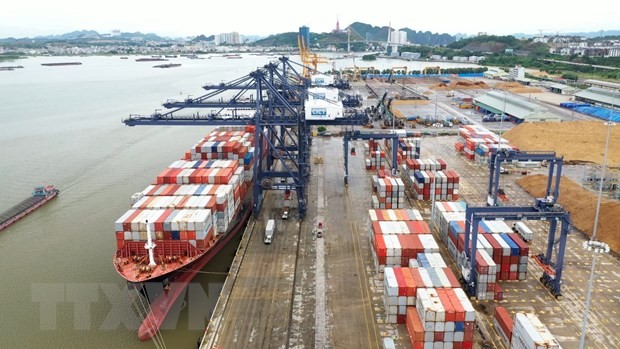 Quảng Ninh: 9 tháng đầu năm chỉ số sản xuất công nghiệp, dịch vụ, xuất khẩu đều tăng mạnh