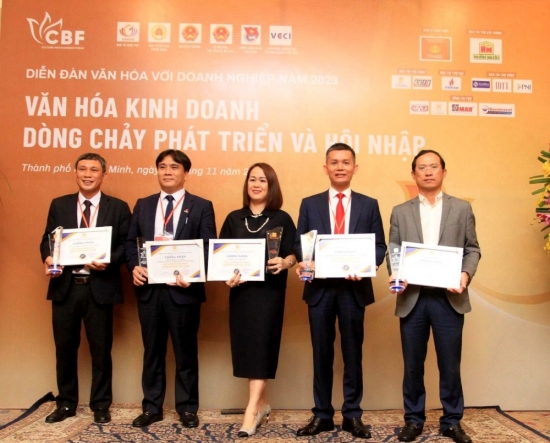 cong ty che bien khi vung tau nhan chung nhan van hoa kinh doanh viet nam