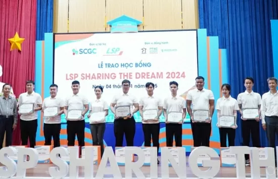 LSP trao học bổng cho sinh viên có hoàn cảnh khó khăn