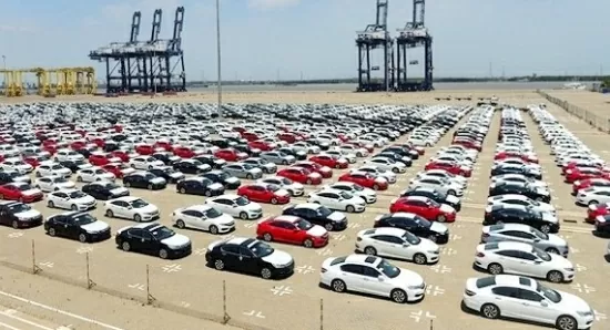 Ô tô nhập khẩu giảm 43,9% trong tháng 1