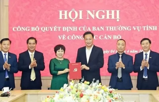 Bà Nguyễn Thị Thu Hoài giữ chức Tổng Biên tập Báo Hưng Yên