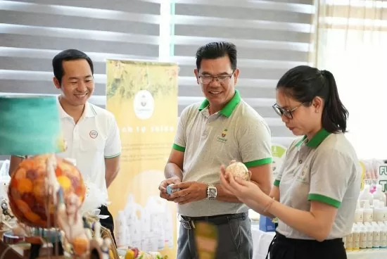 Doanh nghiệp ‘chuyển mình’ để thích ứng xu hướng tiêu dùng