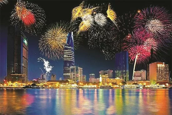 TP. Hồ Chí Minh: Tối 30/4 bắn pháo hoa 30 điểm, cấm xe hơn 20 tuyến đường