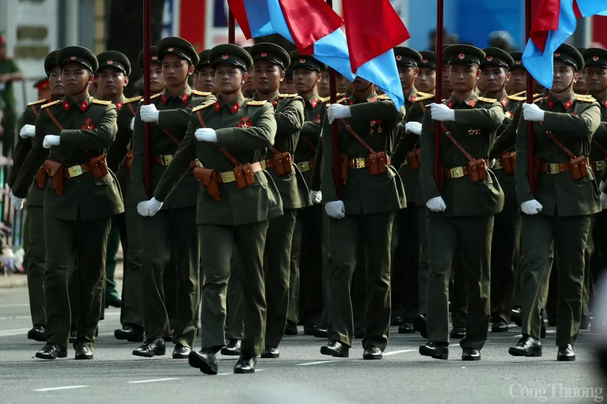 Hình ảnh ấn tượng diễu binh, diễu hành trước lễ 30/4 Hình ảnh ấn tượng diễu binh, diễu hành trước lễ 30/4
