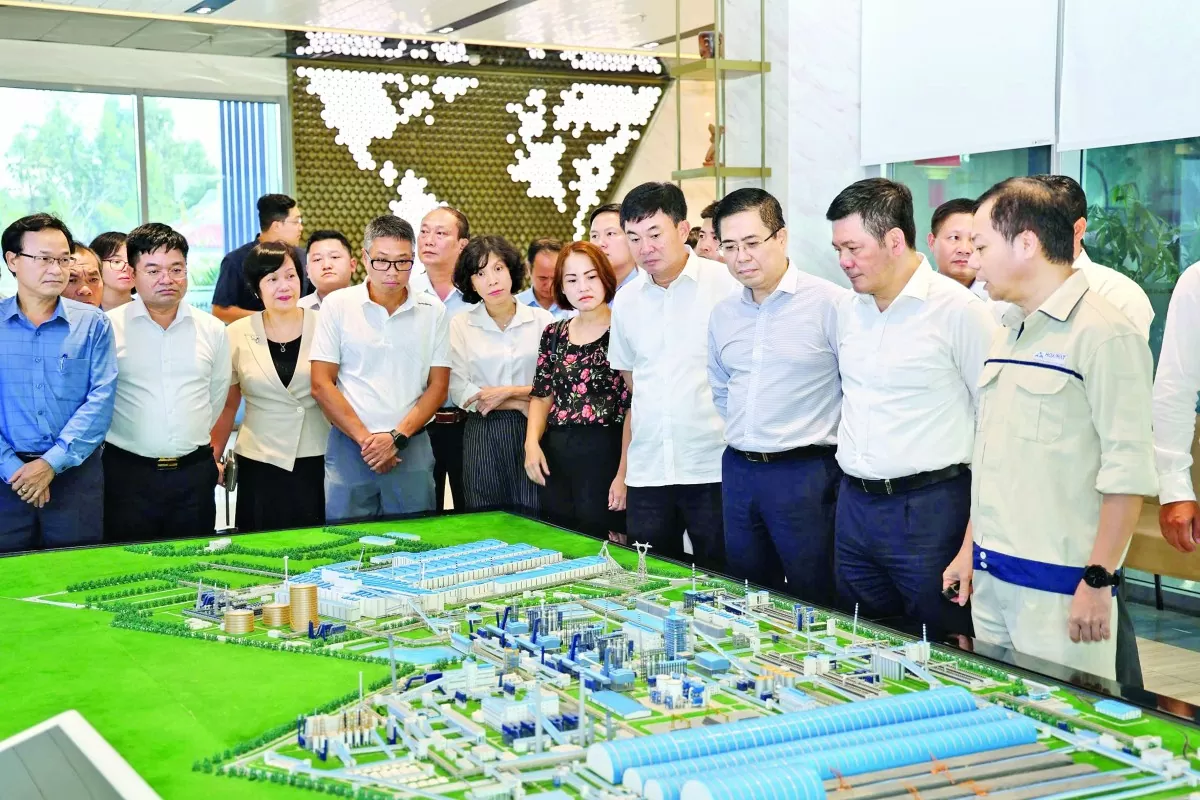 hien thuc hoa tu tuong ho chi minh ve cong nghiep hoa