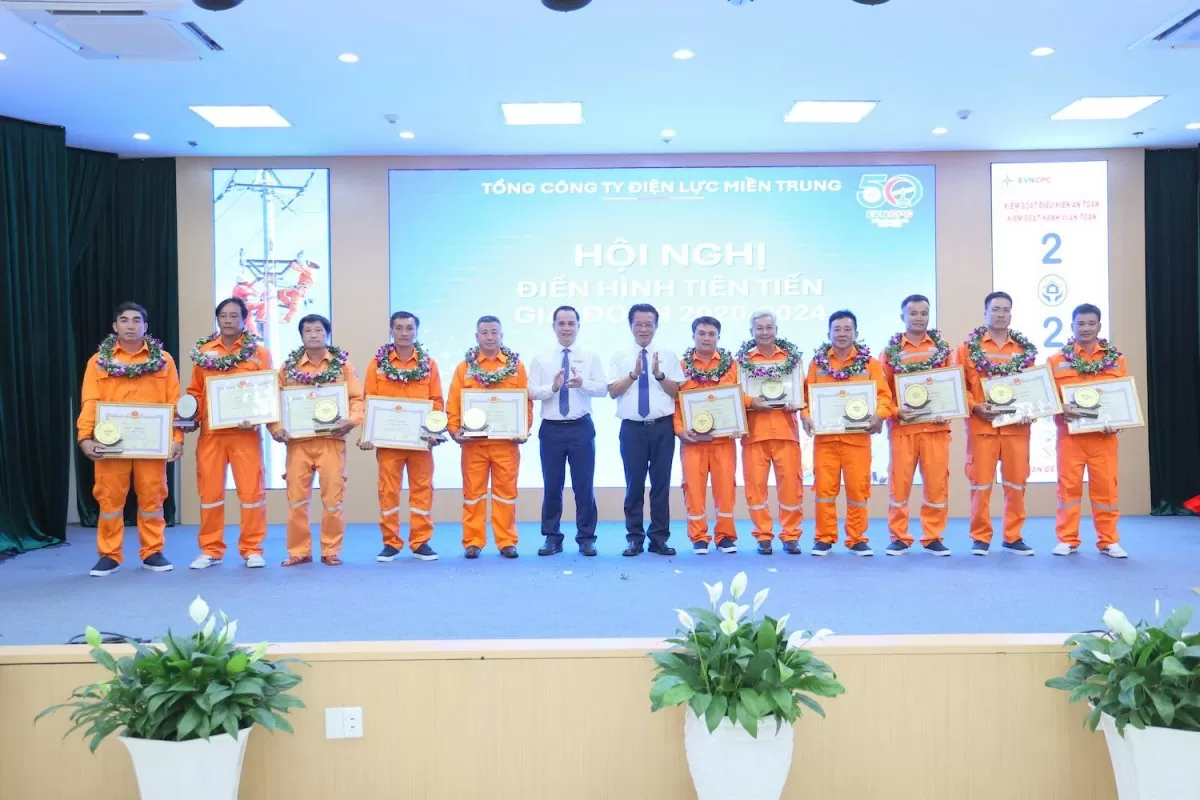 EVNCPC vinh danh các điển hình tiên tiến giai đoạn 2020 –2024