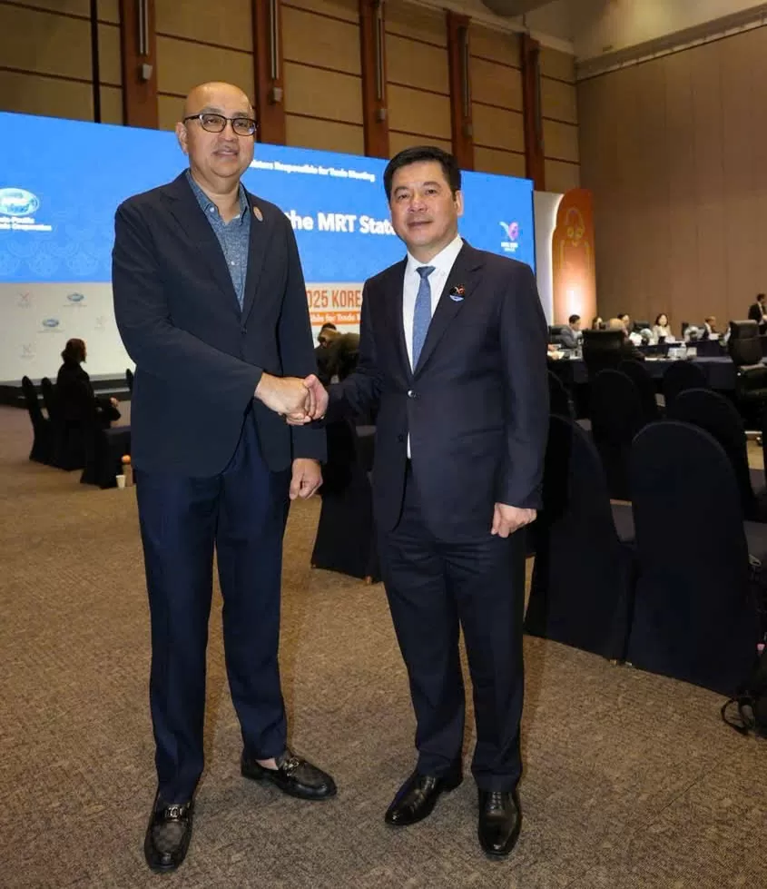 Chùm ảnh hoạt động của Bộ trưởng Nguyễn Hồng Diên tại Hội nghị RMT APEC 2025 Chùm ảnh hoạt động của Bộ trưởng Nguyễn Hồng Diên tại Hội nghị RMT APEC 2025