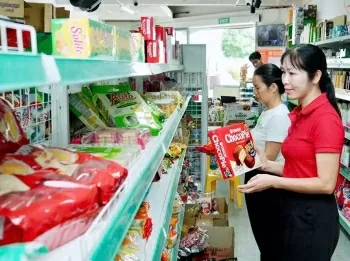 Cơ sở bán lẻ đạt chuẩn nông thôn mới kích cầu hàng Việt
