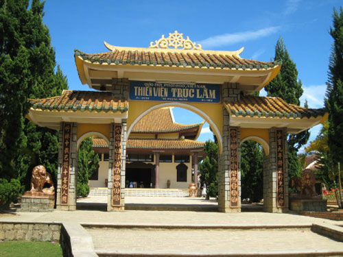 Thiền viện Trúc Lâm Đà Lạt là điểm đến của du khách muốn tĩnh tâm.