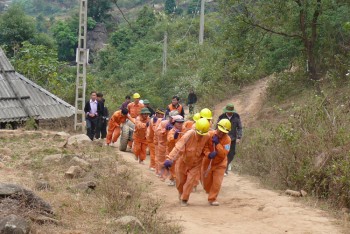 EVN: Tiếp tục cấp điện cho miền núi, hải đảo